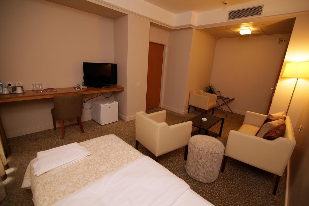 Grand Cavusoglu Hotel Cayeli ภายนอก รูปภาพ