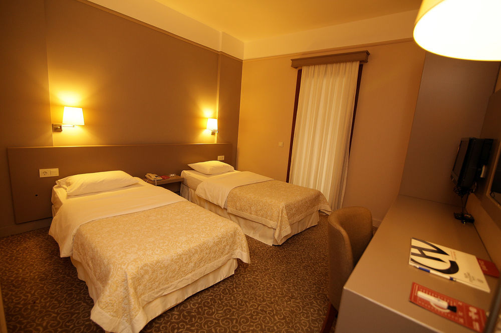 Grand Cavusoglu Hotel Cayeli ภายนอก รูปภาพ